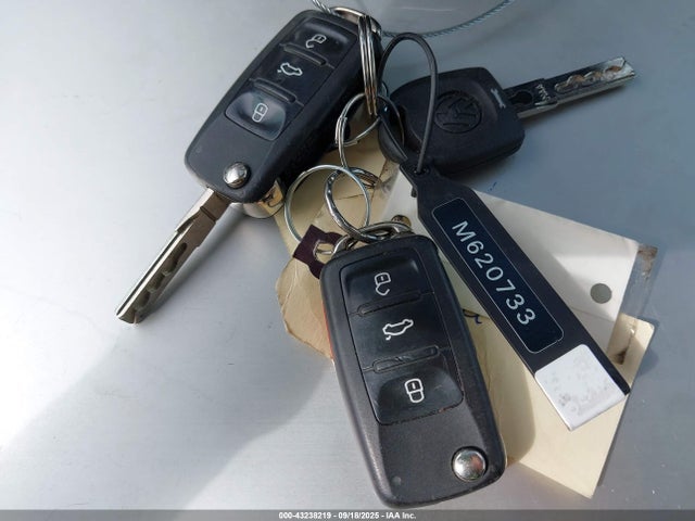 Volkswagen 2014 2014 3VWPL7AJ8EM620733 Image 11