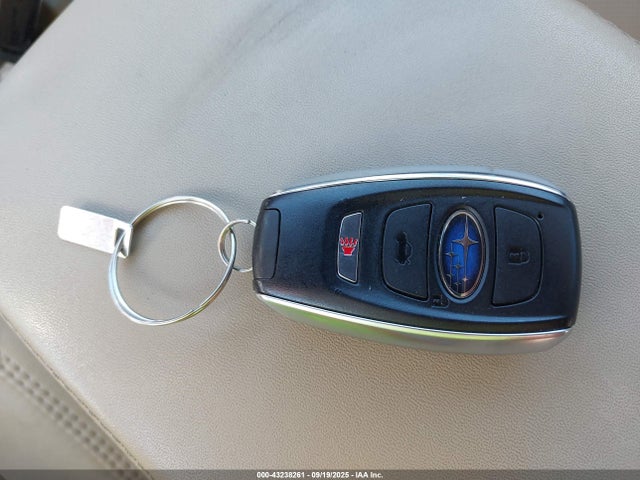 Subaru Outback 2.5i Limited 2018 4S4BSANCXJ3244262 Image 6