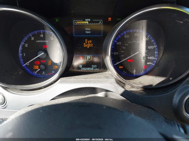 Subaru Outback 2.5i Limited 2018 4S4BSANCXJ3244262 Image 2