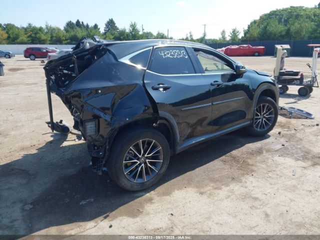 2023 LEXUS NX 250 2T2GDCAZXPC004733 Photo 3