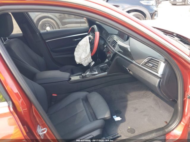 2018 BMW 330I WBA8B9G57JNU58123 Photo 4