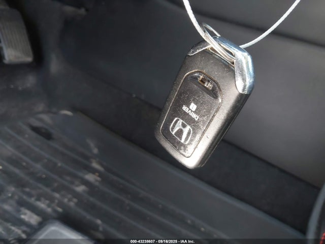 Honda l15be 2018 1HGCV1F55JA107288 Image 11
