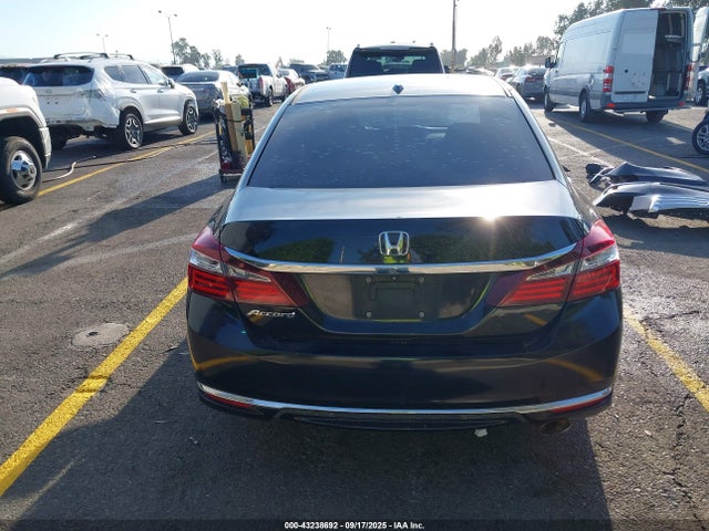1HGCR2F8XGA004042 Honda k24w1