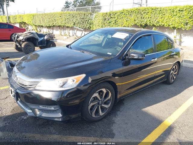 1HGCR2F8XGA004042 Honda k24w1