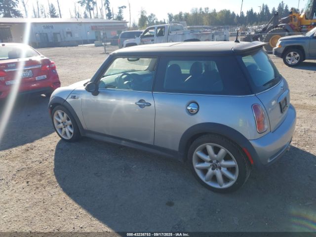 2003 MINI COOPER S WMWRE33483TD67613 Photo 2