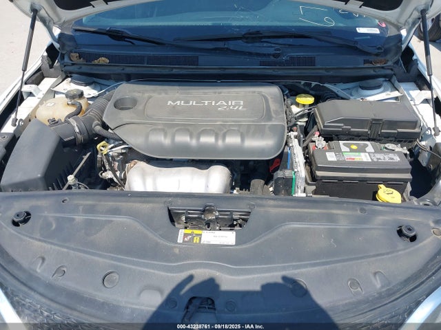 Chrysler 2015 2015 1C3CCCAB0FN676549 Image 10