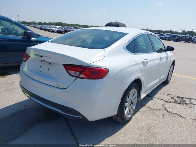 Chrysler 2015 2015 1C3CCCAB0FN676549 Image 4