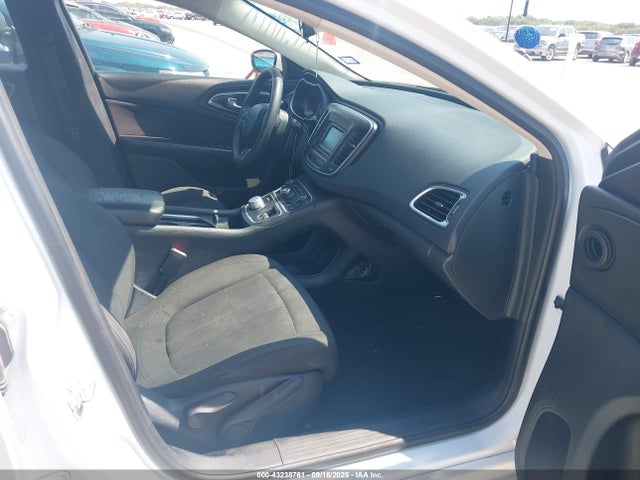 Chrysler 2015 2015 1C3CCCAB0FN676549 Image 5