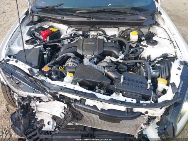 2025 TOYOTA GR86 JF1ZNBE17S8751810 Photo 9