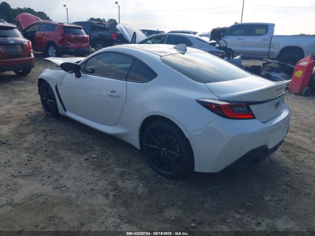 2025 TOYOTA GR86 JF1ZNBE17S8751810 Photo 2