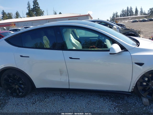 43238827 :رقم المزاد ، 7SAYGAEE9PF884124 vin ، 2023 Tesla Model Y Awd/long Range Dual Motor All-wheel Drive مزاد بيع