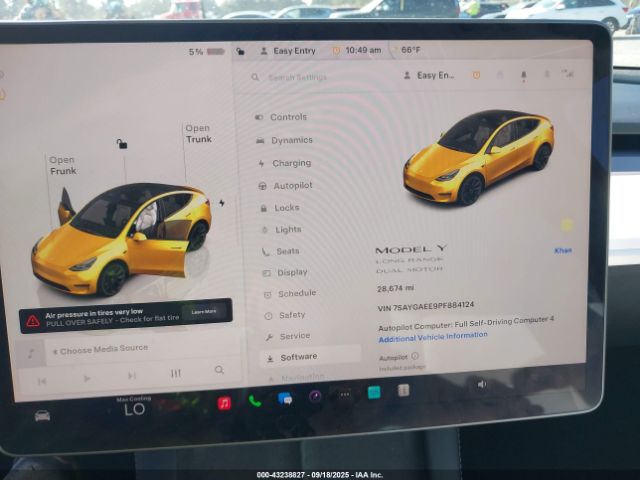 2023 TESLA MODEL Y 7SAYGAEE9PF884124 Photo 6