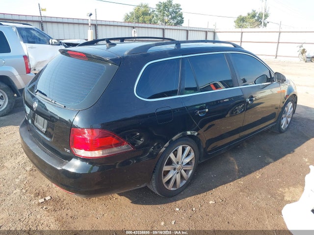 43238895 :رقم المزاد ، 3VWPL7AJ7CM690026 vin ، 2012 Volkswagen Jetta Sportwagen 2.0l Tdi مزاد بيع
