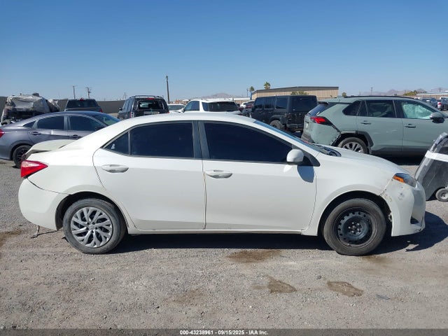 Toyota 2zr-fe 2018 5YFBURHE4JP798639 Image 13