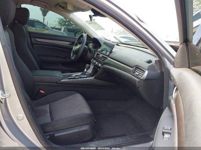 1HGCV1F15LA156197 Honda ACCORD LX