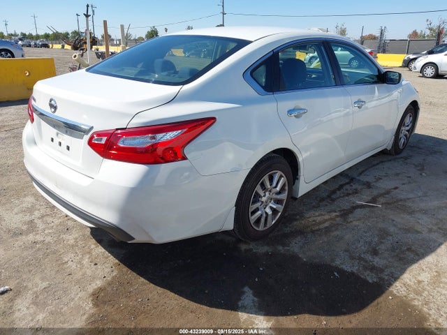 1N4AL3AP0HN311022 Nissan 2017