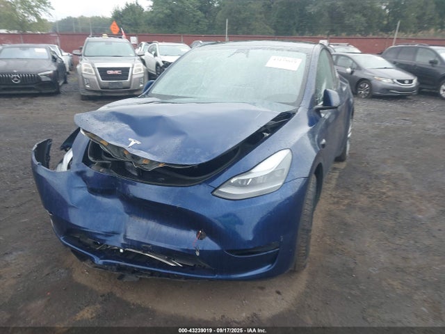 2023 TESLA MODEL Y 7SAYGAEE6PF904975 Photo 5