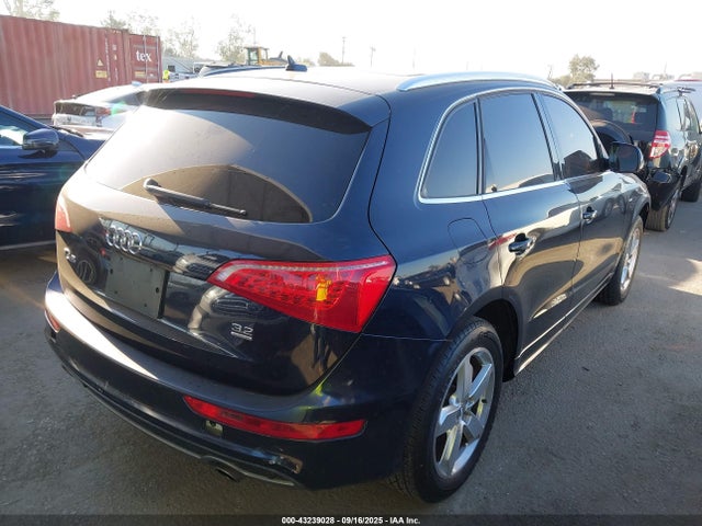 2011 AUDI Q5 WA1DKAFP3BA058777 Photo 3