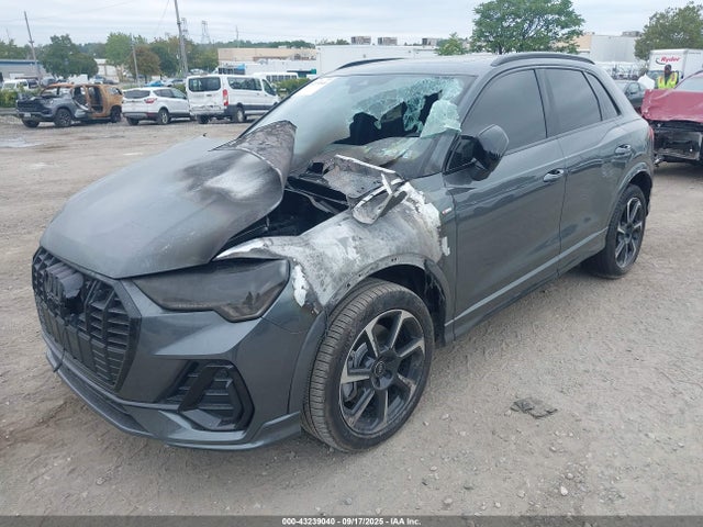 2025 AUDI Q3 WA1EECF32S1038475 Photo 1