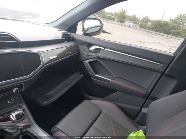2025 AUDI Q3 WA1EECF32S1038475 Photo 4