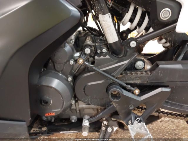2020 KTM 790 VBKTS340XLM774528 Photo 8