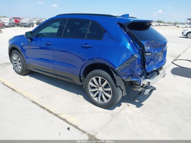 2023 CADILLAC XT4 1GYFZER4XPF104063 Photo 2