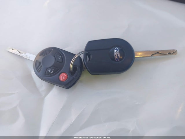 1FMCU9GX6FUB31858 Ford Escape