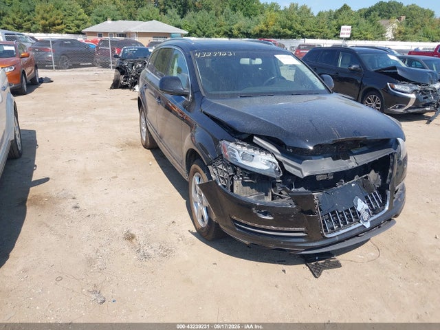 2015 AUDI Q7 WA1LGAFE8FD016959 Photo 0
