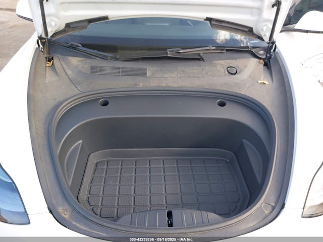 2023 TESLA MODEL 3 5YJ3E1EA7PF563600 Photo 9