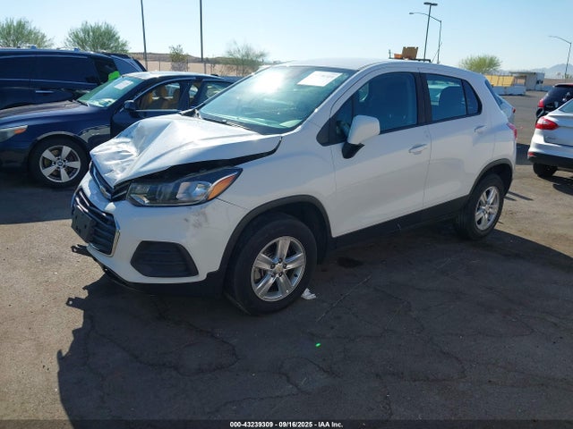 Chevrolet luv - mfi, variable valve timing, e85 max, alum 2018 KL7CJNSB2JB610636 Image 2