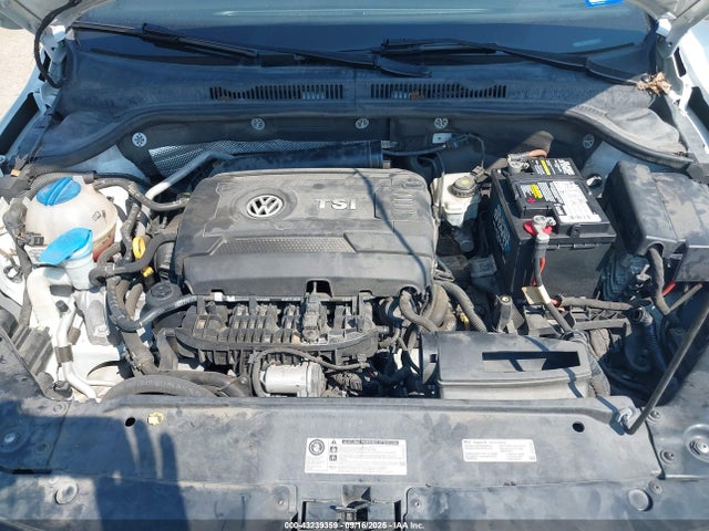 3VWD17AJ5GM394887 Volkswagen 1.8t