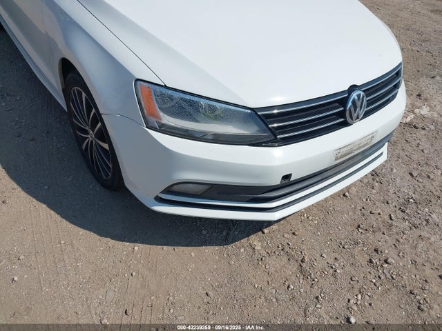 3VWD17AJ5GM394887 Volkswagen 1.8t