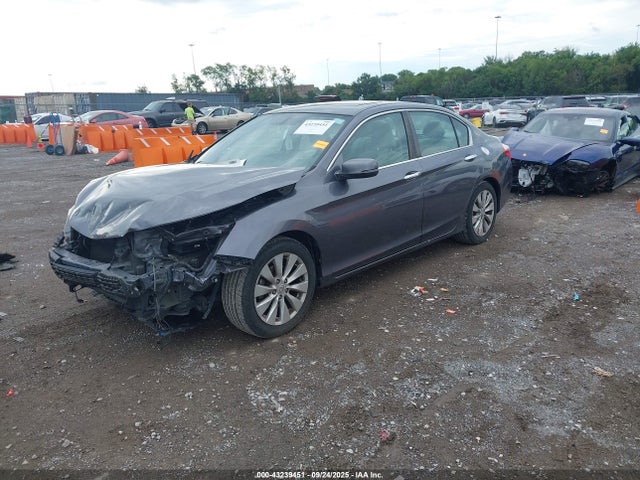 Honda k24w1 2014 1HGCR2F79EA044231 Image 2
