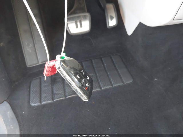 2025 VOLKSWAGEN ID. BUZZ WVG6YVEB6SH024314 Photo 10
