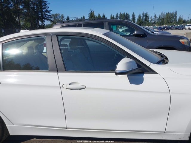 BMW 2015 2015 WBA3B3G53FNT18150 Image 13