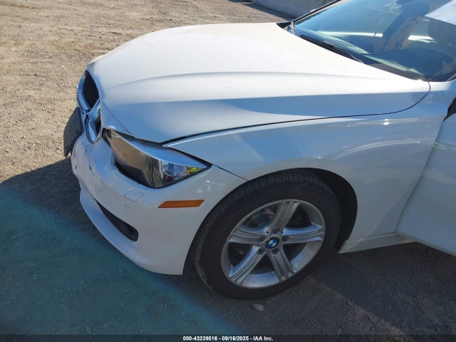 BMW 2015 2015 WBA3B3G53FNT18150 Image 19