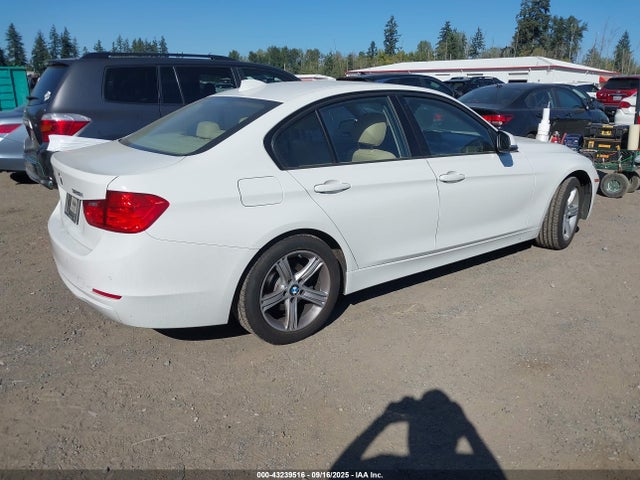 BMW 2015 2015 WBA3B3G53FNT18150 Image 4
