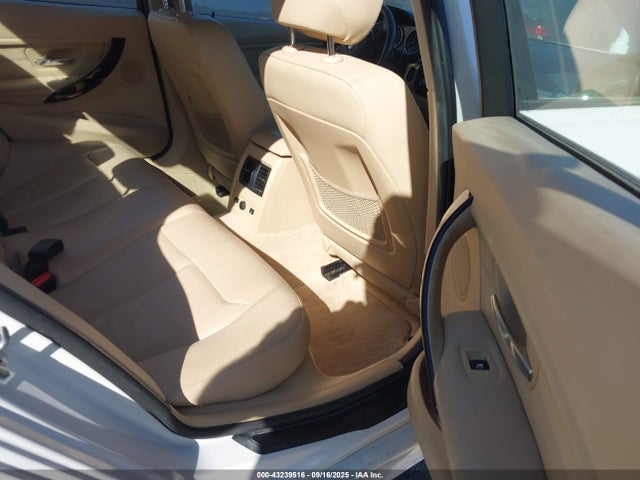 BMW 2015 2015 WBA3B3G53FNT18150 Image 8
