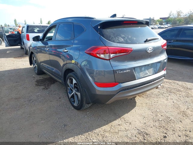 Hyundai Tucson 2016 KM8J33A25GU126012 Image 3