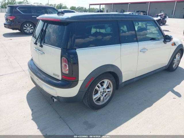 2012 MINI COOPER CLUBMAN WMWZF3C51CT190356 Photo 3