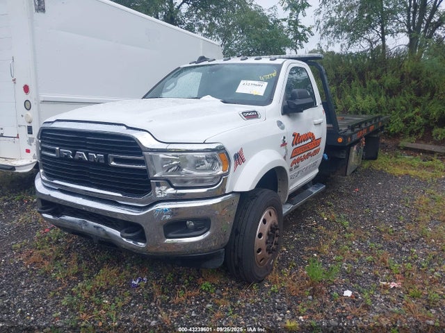 43239601 :رقم المزاد ، 3C7WRMDLXMG517421 vin ، 2021 Ram 5500 Chassis Tradesman/slt مزاد بيع