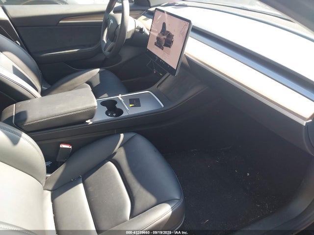 2023 TESLA MODEL 3 5YJ3E1EA2PF572074 Photo 4