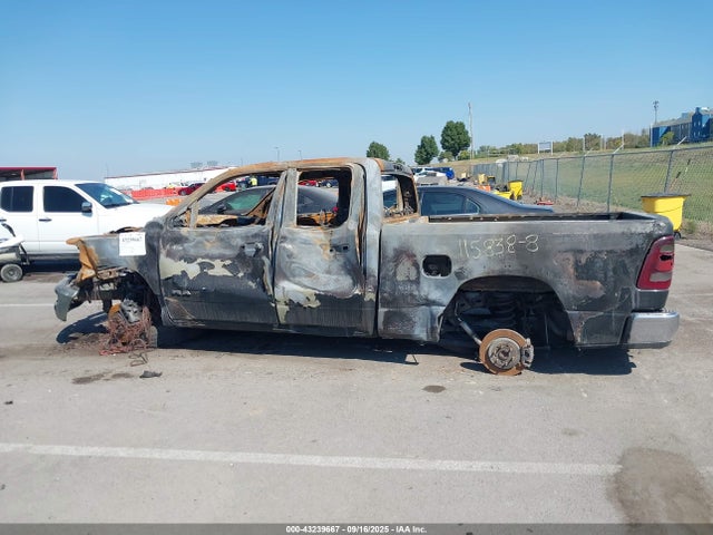 Продажа на аукционе авто 2020 Ram 1500 Laramie  4x2 6'4 Box, vin: 1C6RREDT7LN260117, номер лота: 43239667