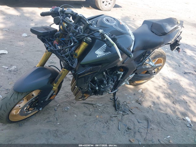 JH2SC8615SK000198 Honda Sc86e-5000001