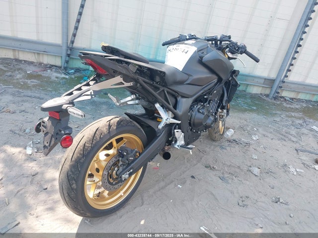 JH2SC8615SK000198 Honda Sc86e-5000001