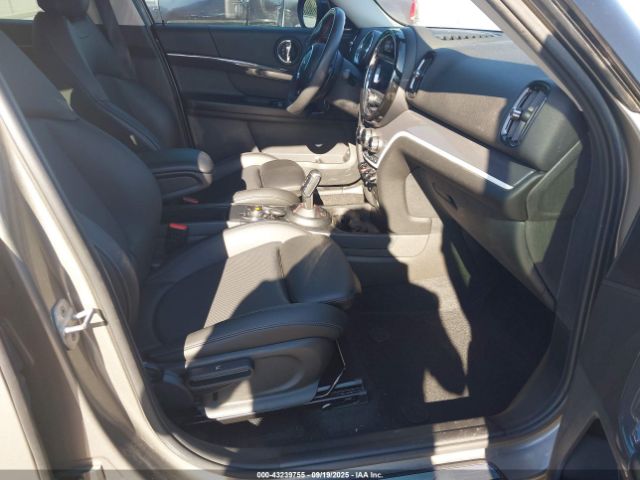 2020 MINI COUNTRYMAN WMZYW7C09L3L77564 Photo 4