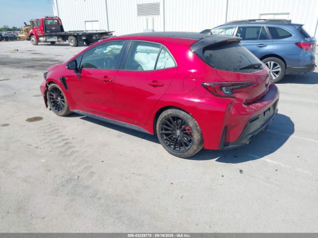 2024 TOYOTA GR COROLLA JTNABAAE9RA011161 Photo 2