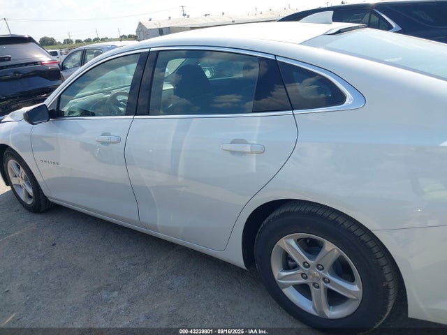 1G1ZD5STXRF150068 Chevrolet lfv