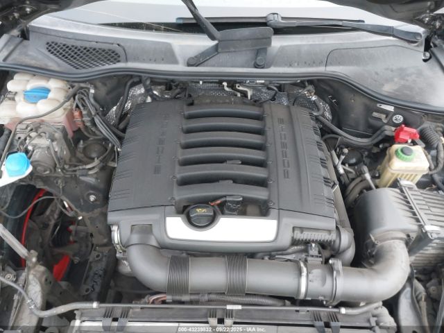 2016 PORSCHE CAYENNE WP1AA2A29GLA10613 Photo 9