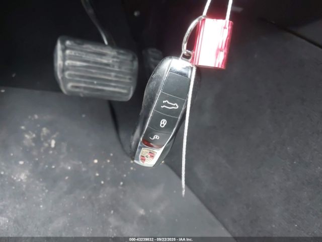 2016 PORSCHE CAYENNE WP1AA2A29GLA10613 Photo 10